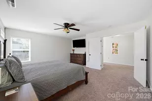 2729 Markham Woods Ct, Charlotte, NC 28214 - Photo 14