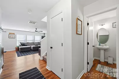 2729 Markham Woods Court, Charlotte, NC 28214 - Photo 10