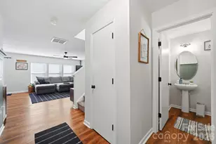 2729 Markham Woods Ct, Charlotte, NC 28214 - Photo 10