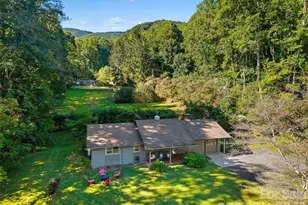 537 Winchester Creek Rd, Waynesville, NC 28786 - Photo 4