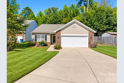1704 Swan Drive, Charlotte, NC 28216 - Photo 1