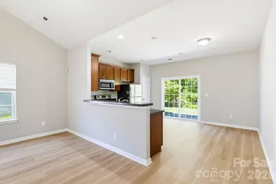 1704 Swan Drive, Charlotte, NC 28216 - Photo 8
