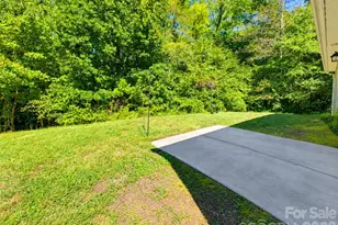 1704 Swan Dr, Charlotte, NC 28216 - Photo 24