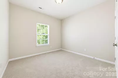1704 Swan Drive, Charlotte, NC 28216 - Photo 20