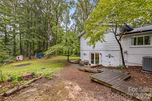 3238 Debbie Dr, Hendersonville, NC 28791 - Photo 38