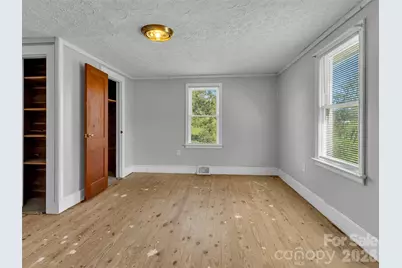 408 Sunny Drive, Waynesville, NC 28786 - Photo 18