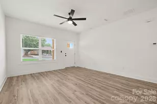 308 E Talleyrand Ave, Monroe, NC 28271 - Photo 2