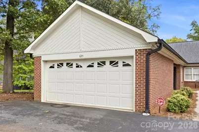 625 Davie Avenue, Statesville, NC 28677 - Photo 14