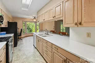 186 Catherine Dr, Columbus, NC 28722 - Photo 12