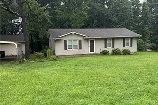 213 Cobblestone Ln NW, Concord, NC 28027 - Photo 2