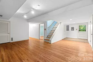 18 Northwood Rd, Asheville, NC 28804 - Photo 16
