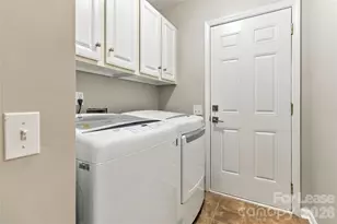 7419 Bent Oak Rd, Charlotte, NC 28226 - Photo 14