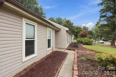 6423 Snow Bird Lane, Charlotte, NC 28227 - Photo 10