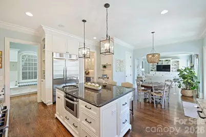 200 Huntley Place, Charlotte, NC 28207 - Photo 18