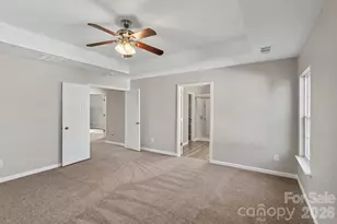 4059 Houldsworth Dr, Charlotte, NC 28213 - Photo 12