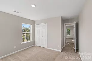 4059 Houldsworth Dr, Charlotte, NC 28213 - Photo 14