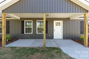 1692 Molly Cir, York, SC 29745 - Photo 4