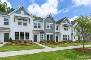 6565 Fire Lily Ln, Charlotte, NC 28216 - Photo 2