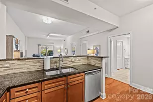 721 Governor Morrison St, Charlotte, NC 28211 - Photo 6