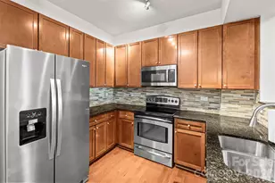 721 Governor Morrison St, Charlotte, NC 28211 - Photo 4