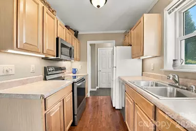 190 Camelot Drive, Banner Elk, NC 28604 - Photo 12