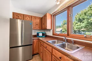 15A Windflower Ct, Asheville, NC 28805 - Photo 12