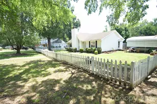 12202 Charing Grove Ln, Charlotte, NC 28273 - Photo 4