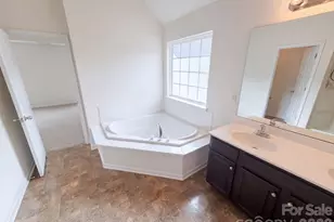 3214 Erwin Trace Dr, Charlotte, NC 28213 - Photo 10