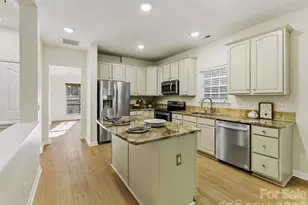 8128 Madrigal Ct, Waxhaw, NC 28173 - Photo 12