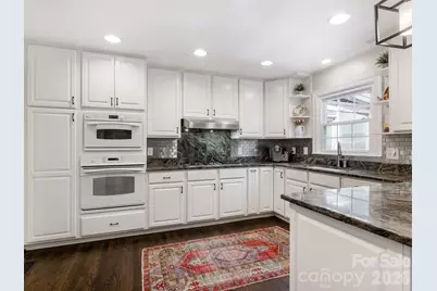 2007 Fromby Court, Charlotte, NC 28211 - Photo 12