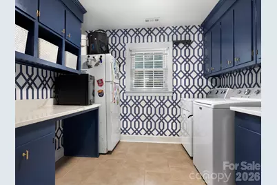 2007 Fromby Court, Charlotte, NC 28211 - Photo 16
