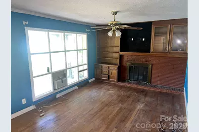 650 Holland Drive, Statesville, NC 28677 - Photo 6