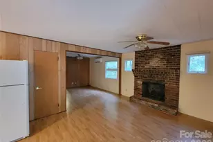 1061 Caldwell Dr, Maggie Valley, NC 28751 - Photo 16