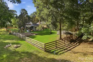6213 Bevington Pl, Charlotte, NC 28277 - Photo 26