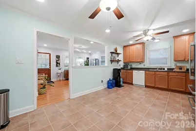 1524 Lanewood Place, Charlotte, NC 28208 - Photo 6