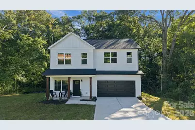 420 Killian Avenue, Mount Holly, NC 28120 - Photo 1
