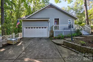 70 Honeysuckle Woods, Lake Wylie, SC 29710 - Photo 38