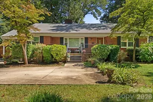 1720 Flynwood Dr, Charlotte, NC 28205 - Photo 2