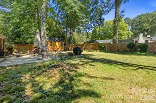 1720 Flynwood Dr, Charlotte, NC 28205 - Photo 6