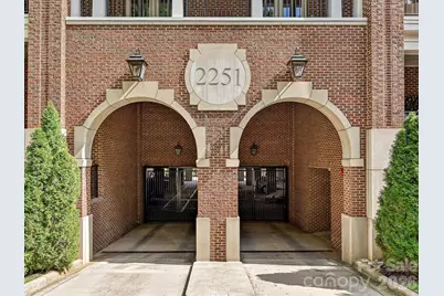2251 Selwyn Avenue #203, Charlotte, NC 28207 - Photo 2
