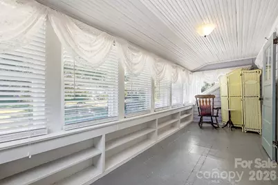 415 W 5th Avenue, Gastonia, NC 28052 - Photo 30