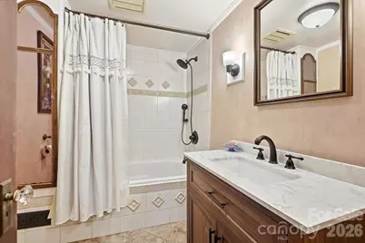 415 W 5th Avenue, Gastonia, NC 28052 - Photo 26
