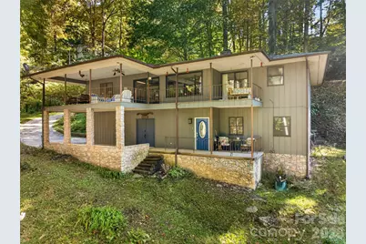 180 Divot Drive, Canton, NC 28716 - Photo 1