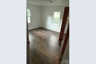 1605 W 4th Avenue, Gastonia, NC 28052 - Photo 34