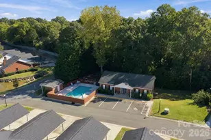 19838 Oak Leaf Cir, Cornelius, NC 28031 - Photo 34