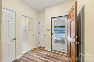 19838 Oak Leaf Cir, Cornelius, NC 28031 - Photo 6