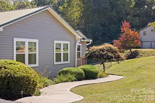 74 Ridgeline Rd, Clyde, NC 28721 - Photo 2