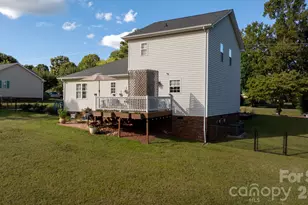 237 Scotts Creek Rd, Statesville, NC 28625 - Photo 18