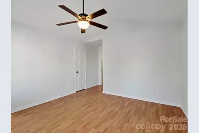 5724 Henderson Oaks Drive, Charlotte, NC 28269 - Photo 18