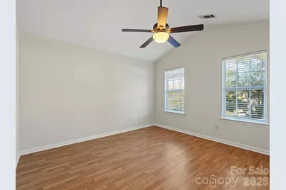 5724 Henderson Oaks Drive, Charlotte, NC 28269 - Photo 16
